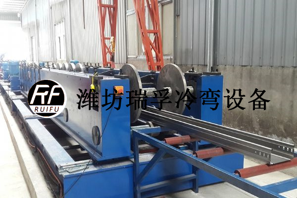 電纜橋架設(shè)備—圓弧邊